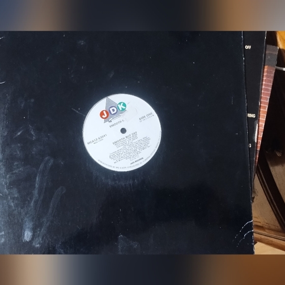 SMOOTH ICE - Picture 3 of 3